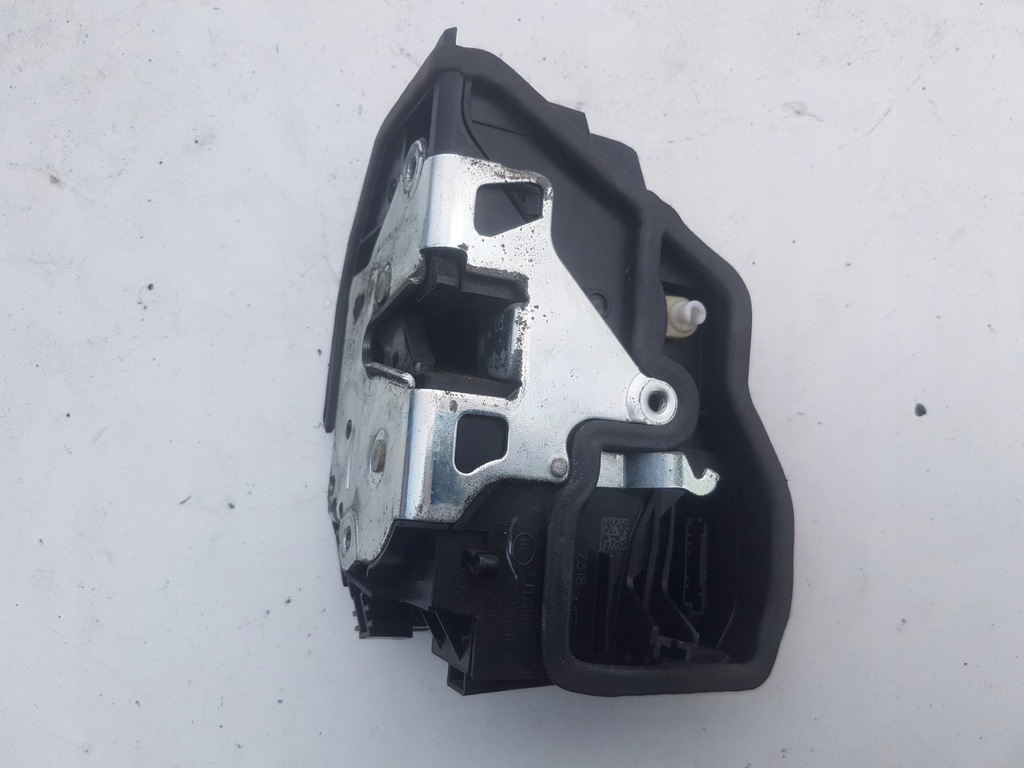 фото №1, Mini countryman r60 замок дверь правый задняя 5 pin