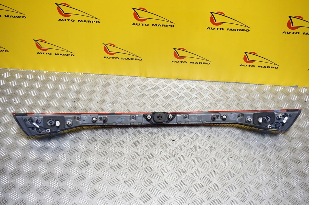 фото №8, Hyundai elantra 2021 2022 - лампа накладка кришки багажника задня usa