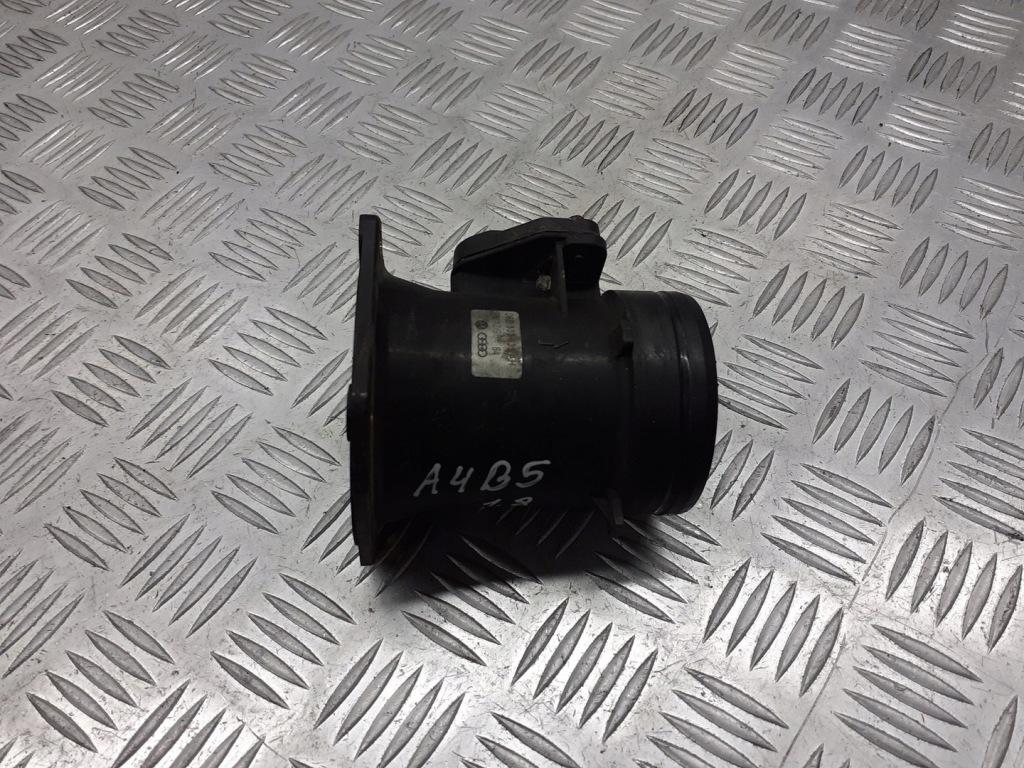 фото №1, Витратомір audi a4 b5 1.8 06b133835ah