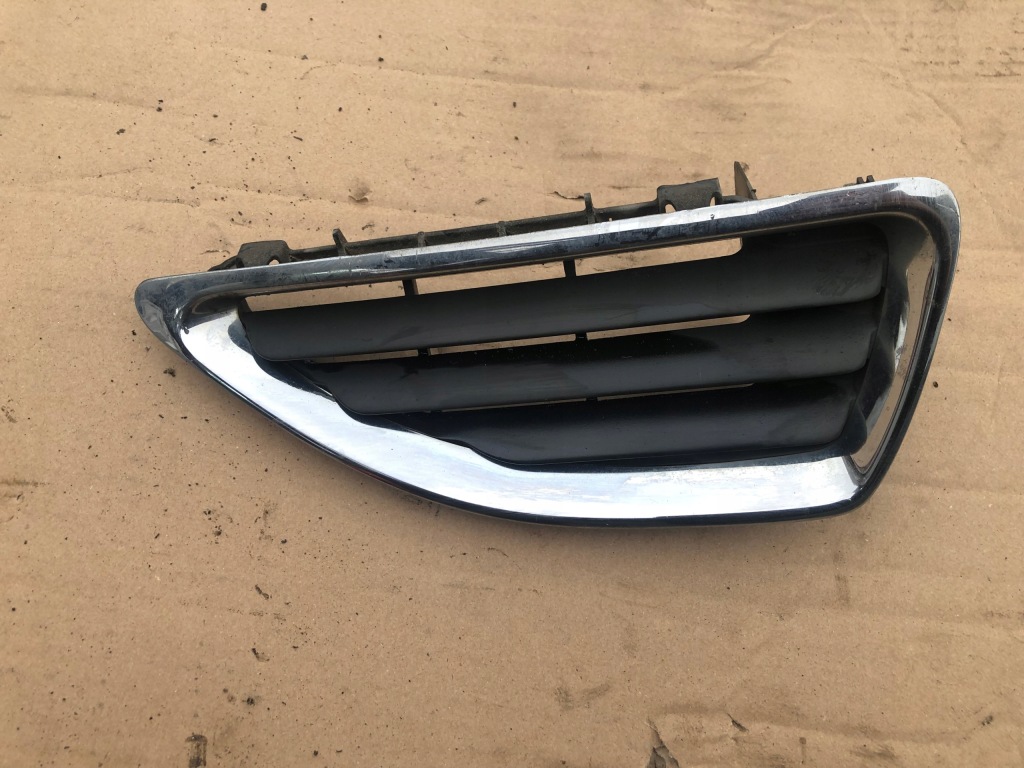Купить Правая решётка заглушка бампера renault megane lift