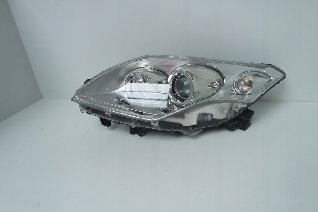 фото №1, Renault laguna iii лампа левая перед 260600033r