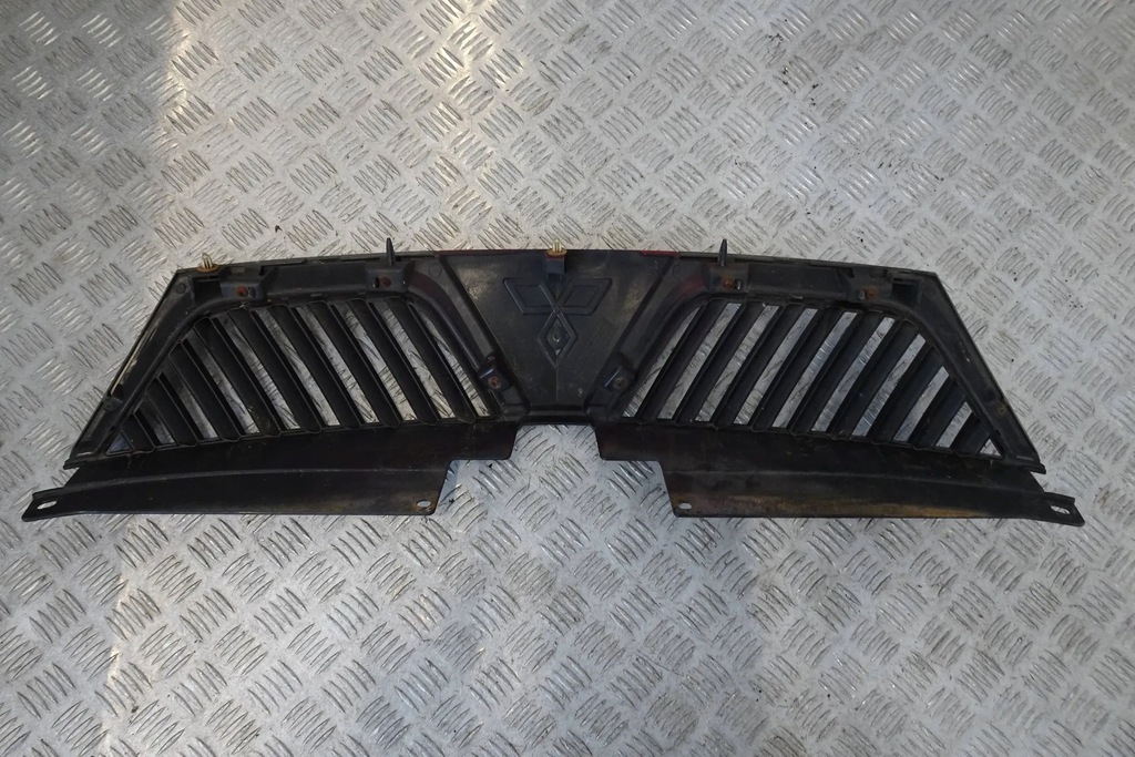 фото №2, Mitsubishi outlander ii решётка радиатора решётка радиатора 10-