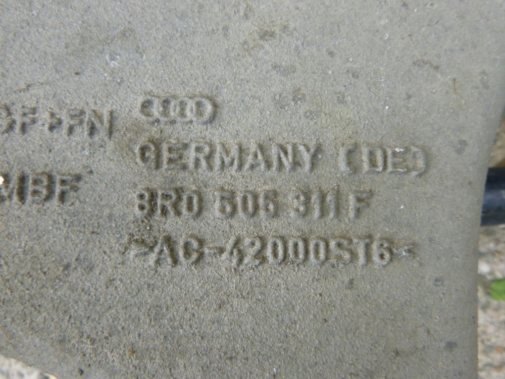 фото №11, Audi q5 sq5 2012- задня поворотний кулак права