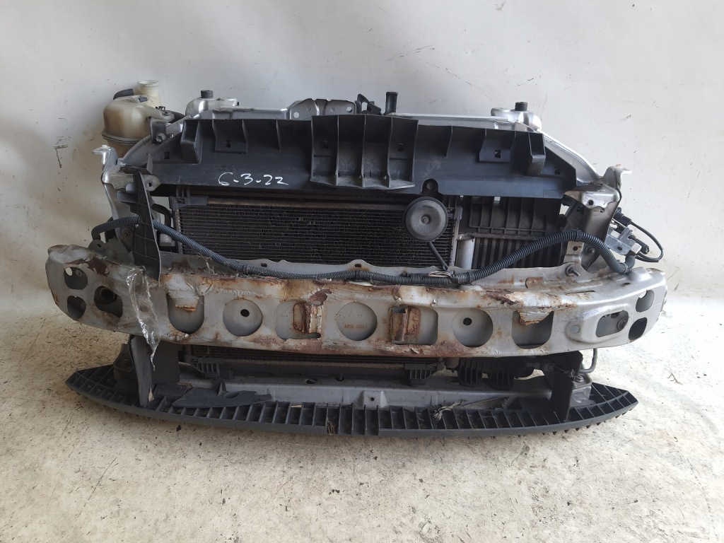 фото №1, Toyota yaris ii 06-09 1e7 pas передний d4d