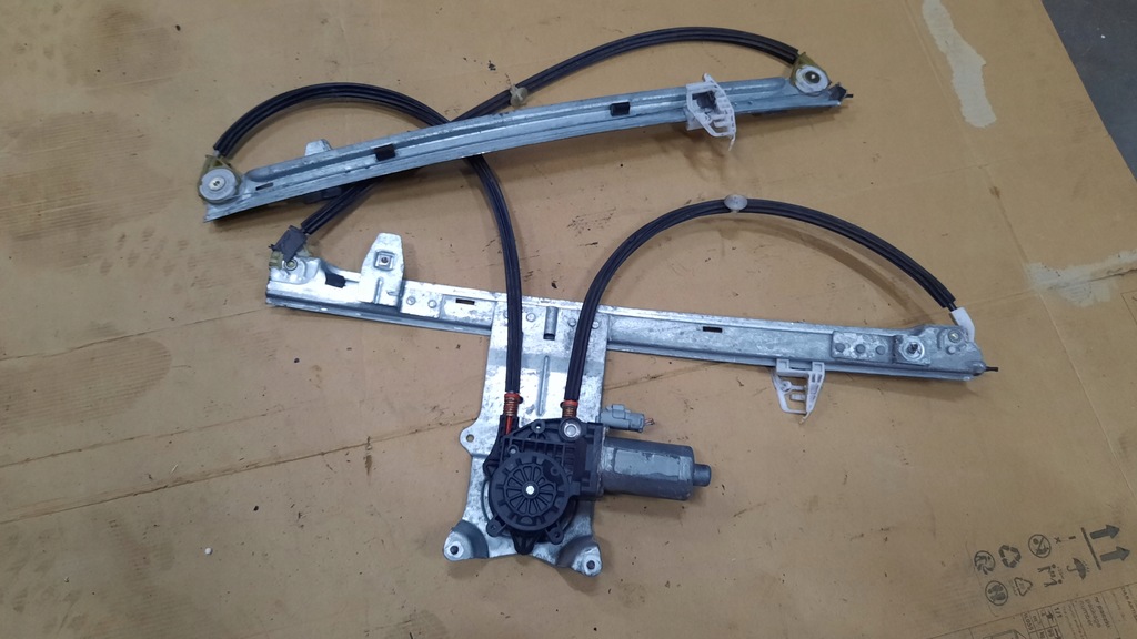 фото №1, Подъемник стекло правый перед citroen xsara picasso