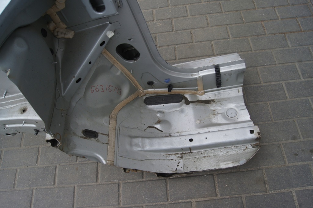 фото №4, Чверть правий перед clio iv