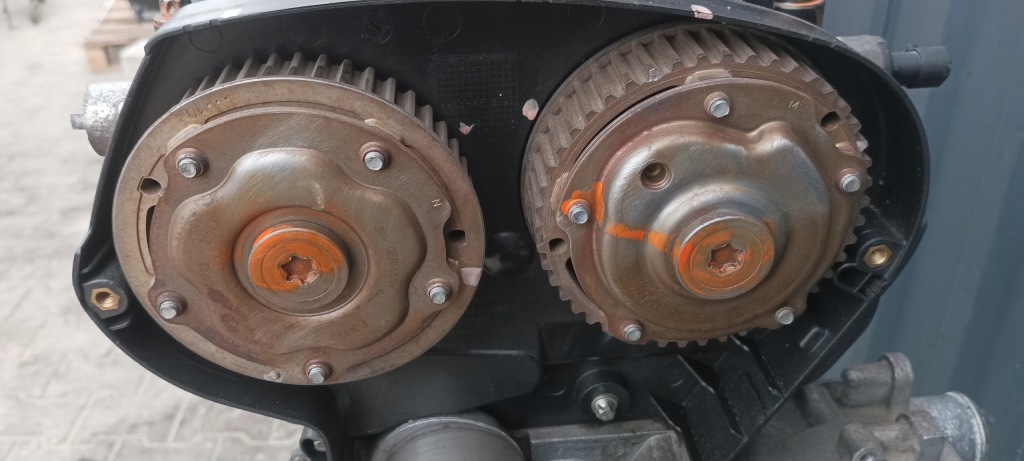 Opel zafira b 1.6 двигатель стойку z16xer исправный сжатие с Разборки