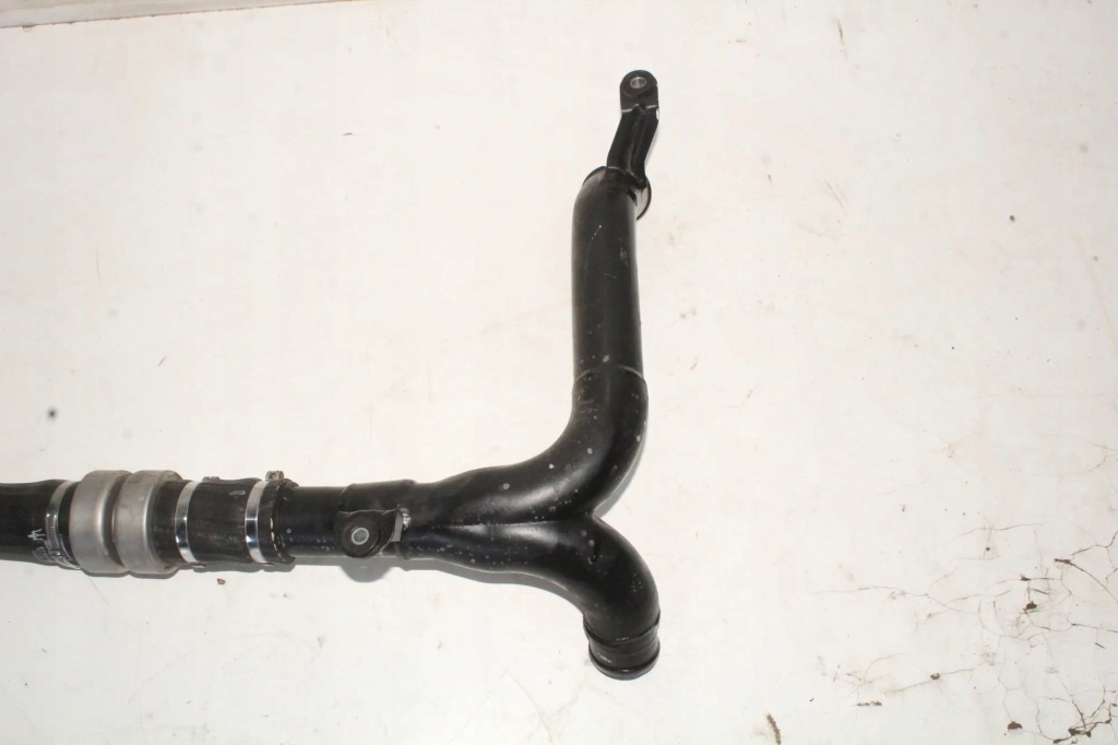 Труба интеркулер maserati ghibli m157 670004878 3.0l дизель 202kw 2016 с Разборки