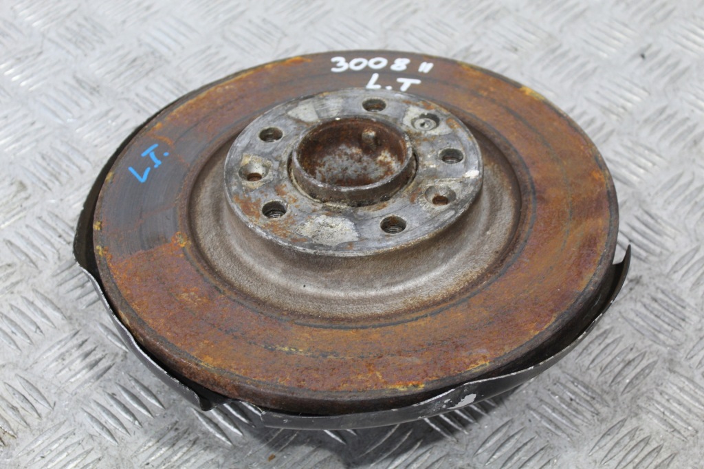 фото №1, Поворотный кулак левый задняя peugeot 3008 ii 2