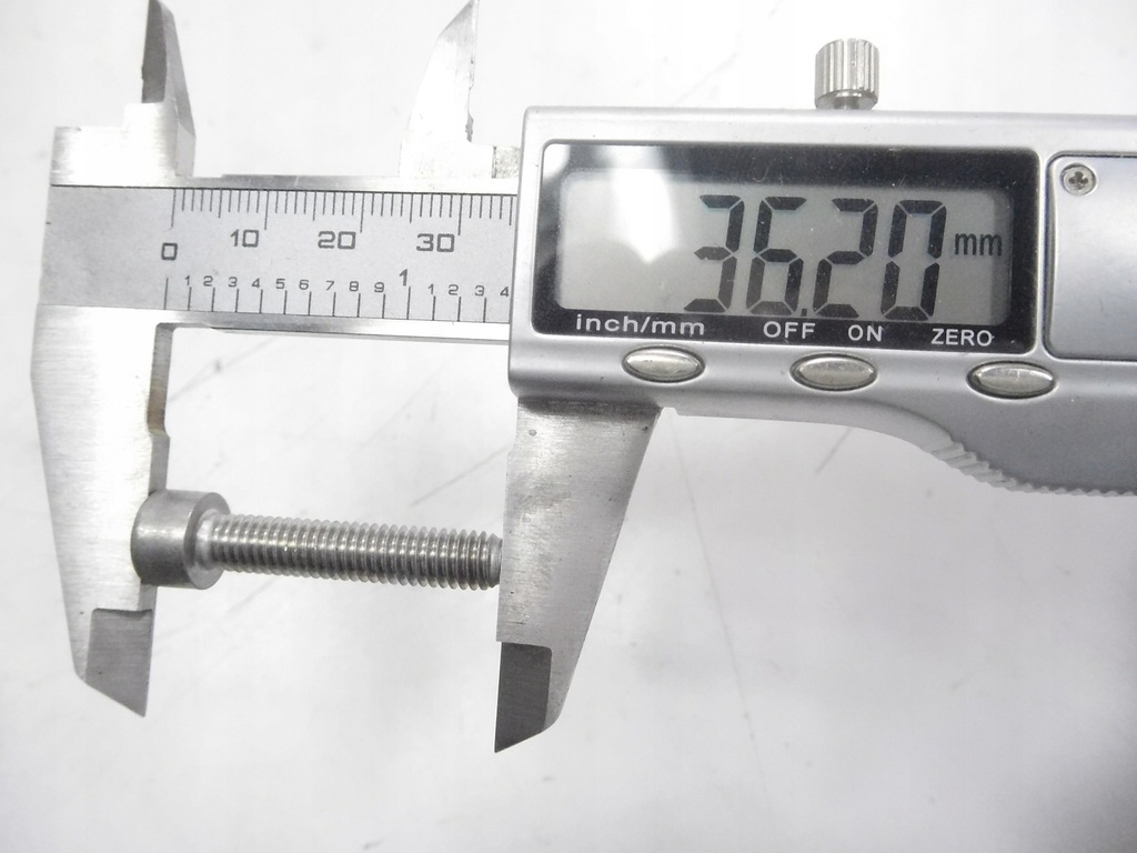 фото №8, Защита бампера задняя mitsubishi pajero оригинальный номер z4143015