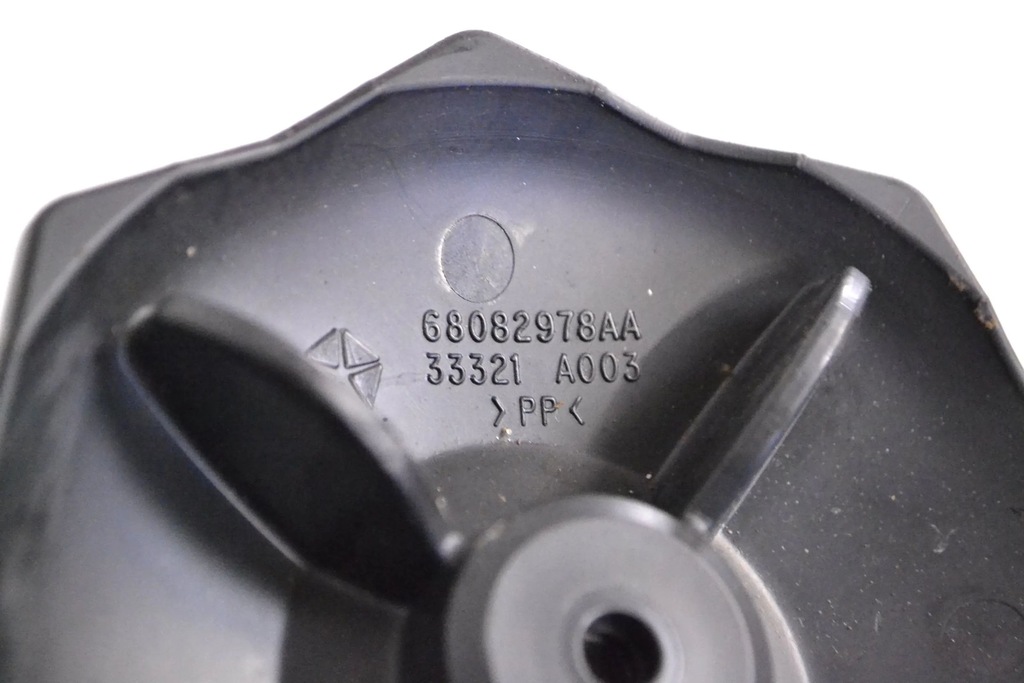 фото №5, Jeep grand cherokee wk 2013 кронштейн монтажный колеса запасного