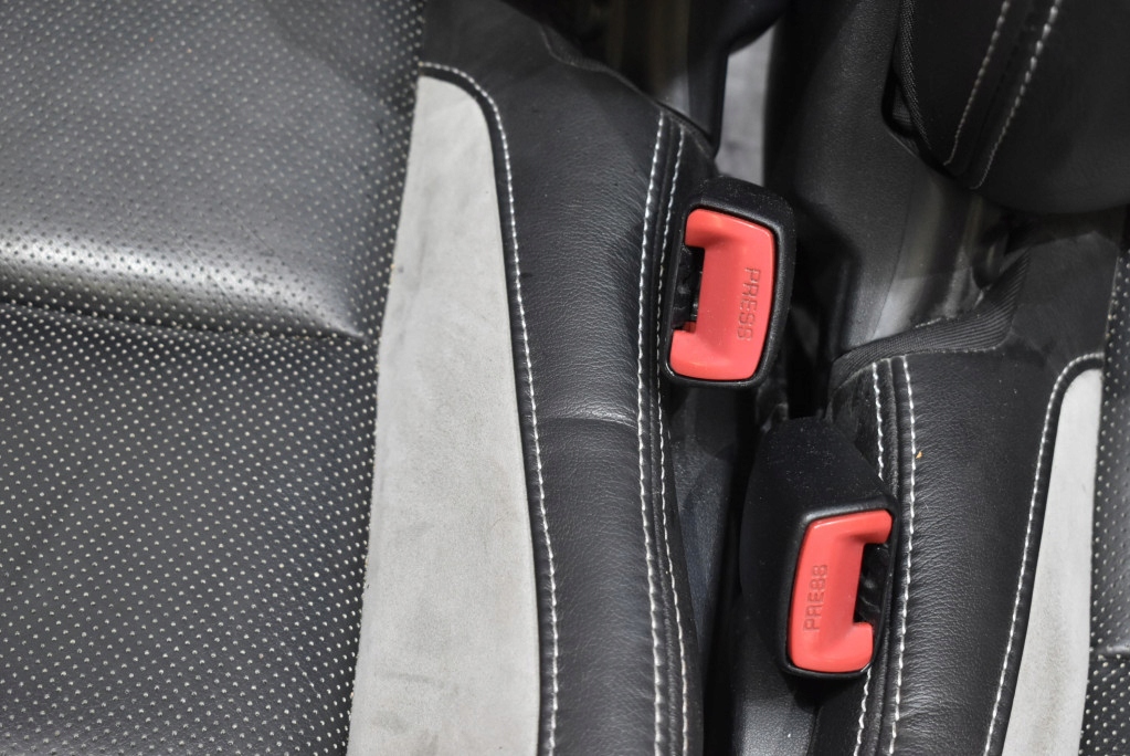 фото №11, Сиденье сиденья комплект обшивка обшивки полукожа eu toyota avensis t27 kombi