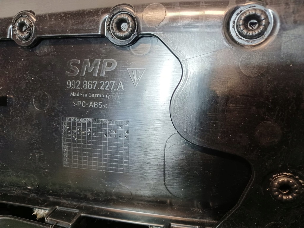 фото №7, Оббивка ліва двері porsche 992 карбон