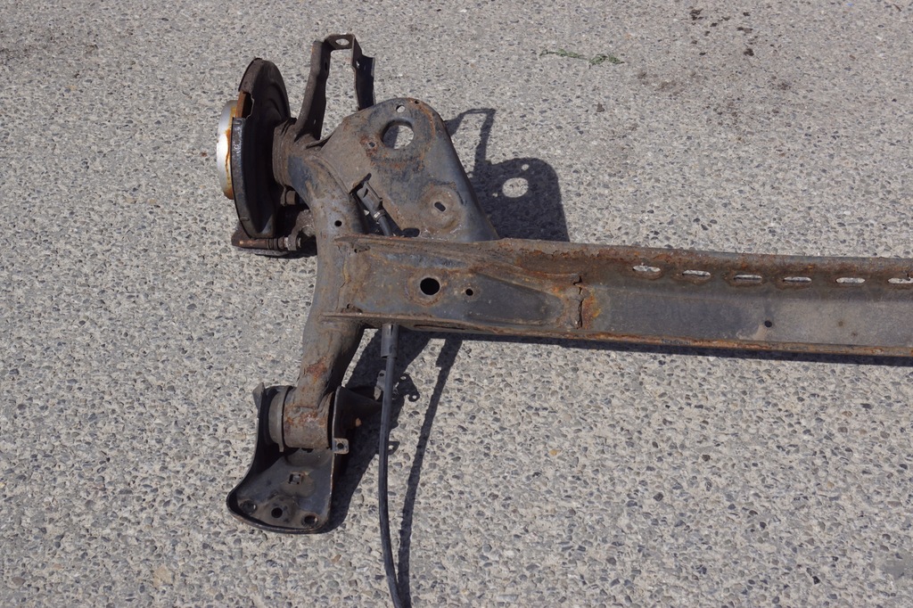 фото №10, Балка подвеска задняя skoda octavia iii