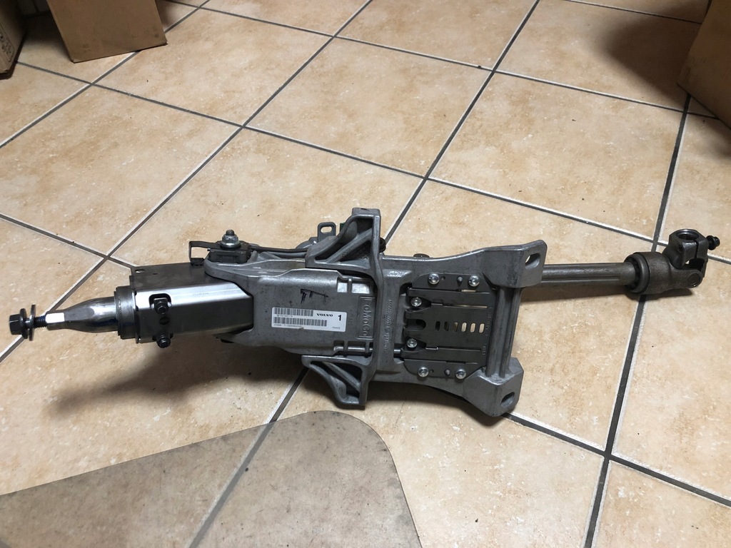фото №9, Колонка рулевая p31340179 volvo v70 iii europa