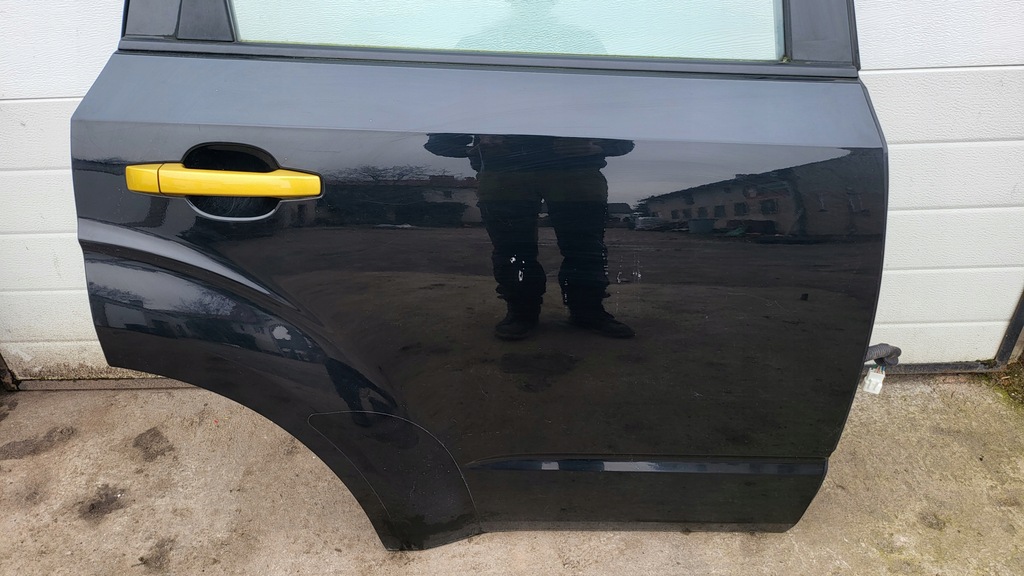 фото №2, Forester iii sh 2008 дверь правое задние