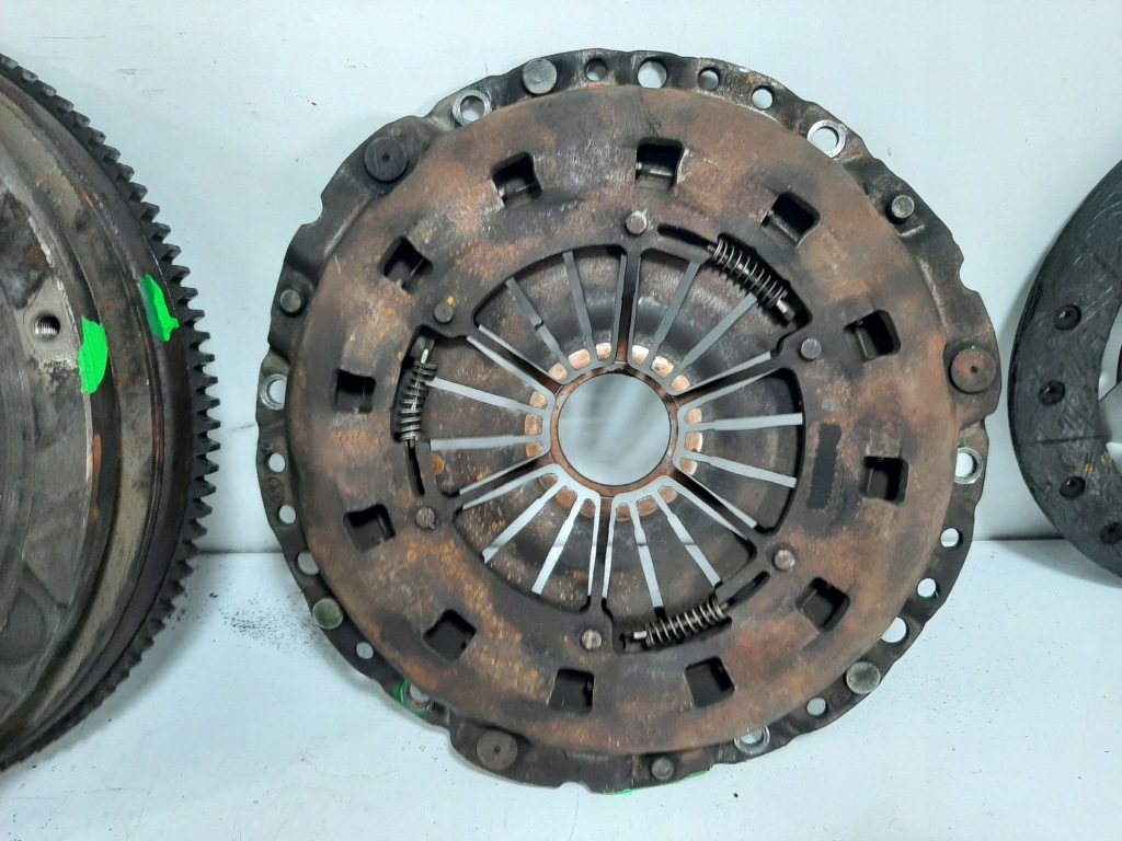 фото №9, Bmw e46 316ti compact 02r зчеплення колесо двомасовий маховик 7506737 комплект