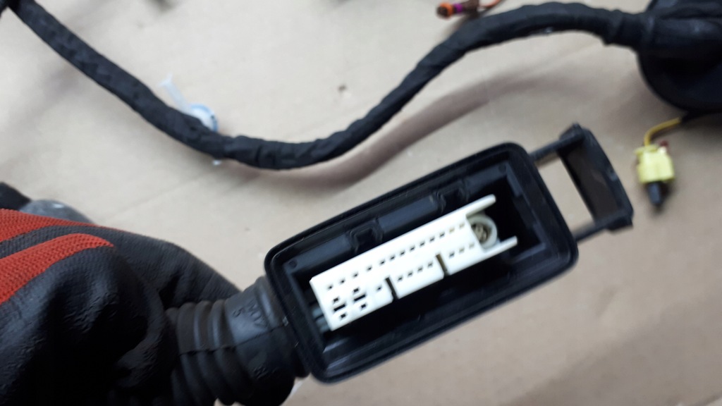 фото №9, A4 b9 lift джгут двері перед камера 8w0971029de