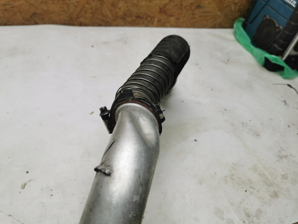 фото №8, Шланг патрубок інтеркулер audi q7 4l 4.2 7l8145941