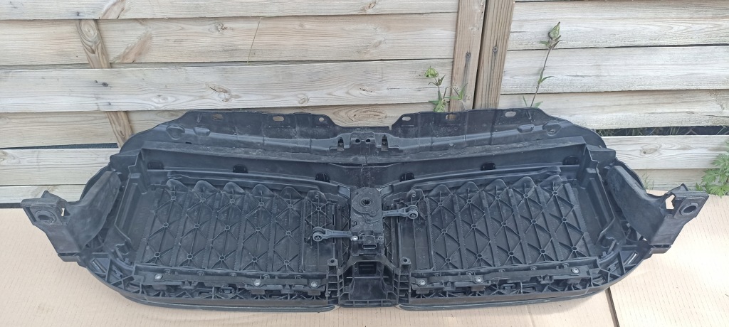 Решётка радиатора решётка радиатора жалюзи bmw 5 g30 g31 рестайлинг  1149055-02 Цена