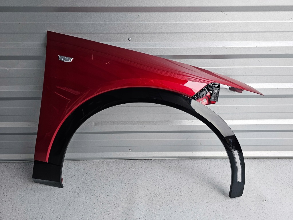 фото №1, Cadillac optiq молдинг крила перед правий kpl