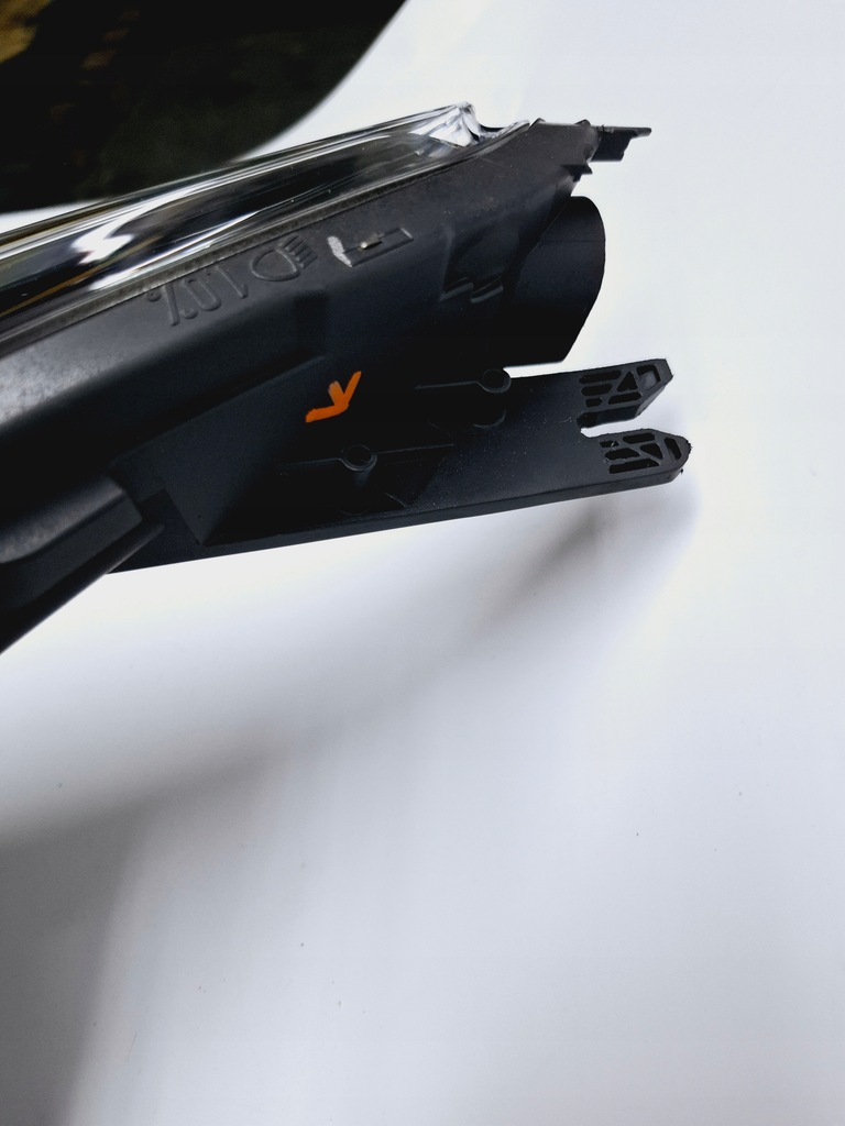 фото №8, Лампа правая передняя правый перед renault zoe i 2012-2019 #8699