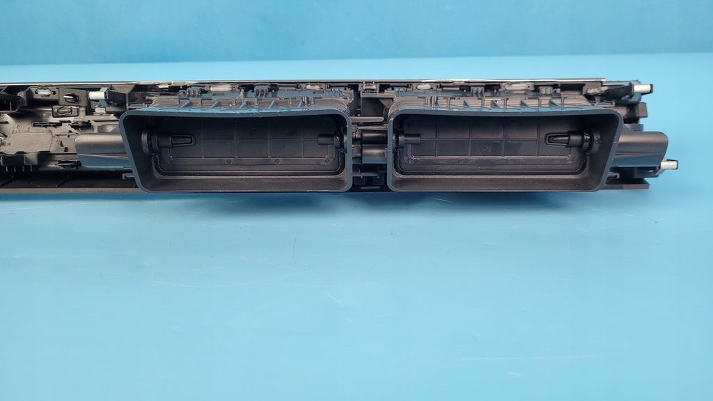 фото №9, Peugeot 308 iii p5 21r панель средний решётки обдув 9836041180 9837700380