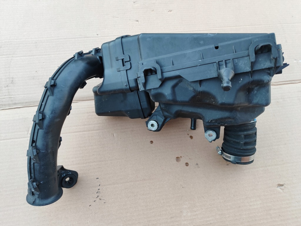 фото №1, Nissan micra k13 1,2 hr12 корпус фильтр воздуха