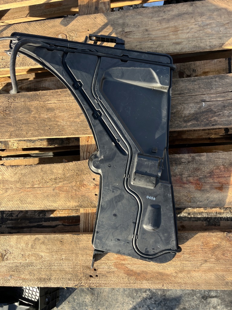 фото №1, Бачок омывателя помпа 50532580 alfa romeo giulia