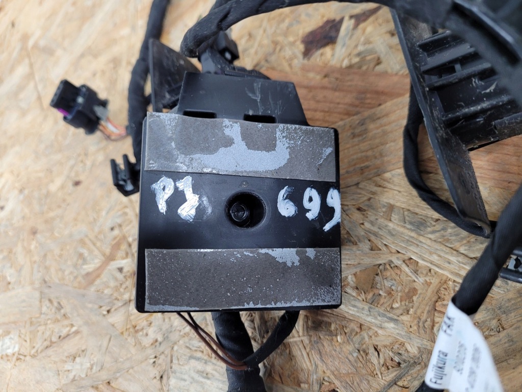 фото №12, Электропроводка жгут бампера перед pdc камера зеркало audi q8 4mn