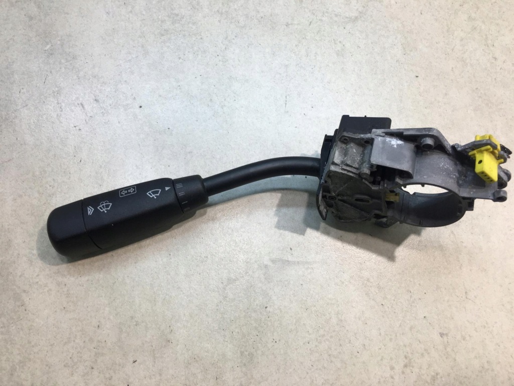 фото №1, Переключатель поворота mercedes-benz оригинальный номер 2085450010