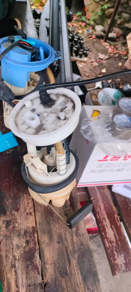 Насос топлива mini cooper r57 r55 1,6 d 09751569900 Оригинал