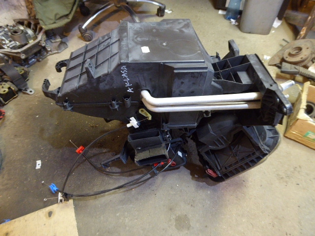 фото №6, A klasa w168 97-01 корпус отопителя воды механическая коробка передач 1.4 8v 166940