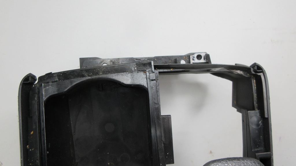 фото №7, Mercedes w204 подлокотник чёрный