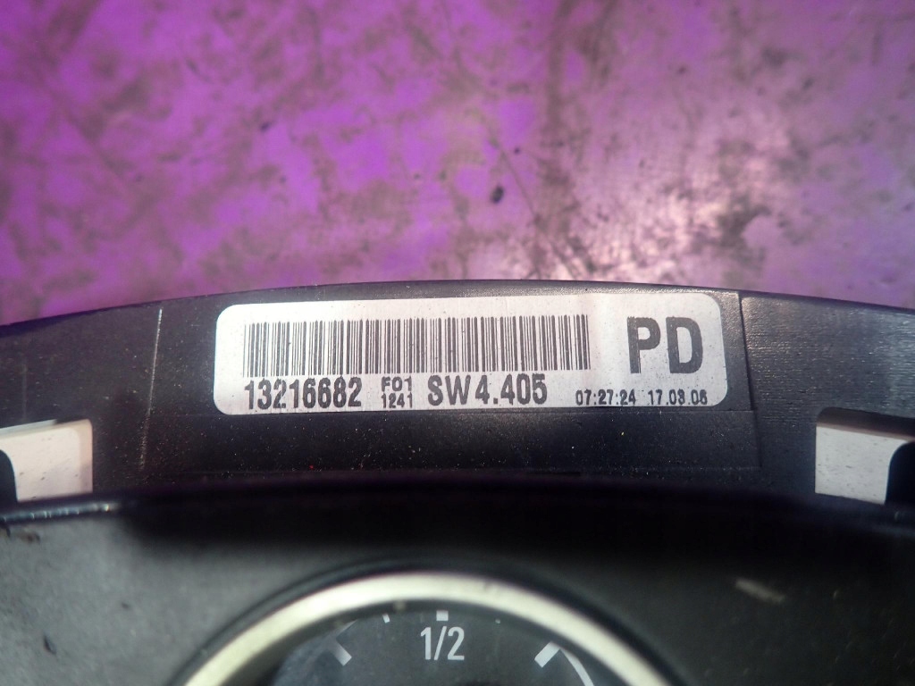 Opel astra h iii 04-07 1,6 105km счетчик приборы 13216682 209329km Недорого