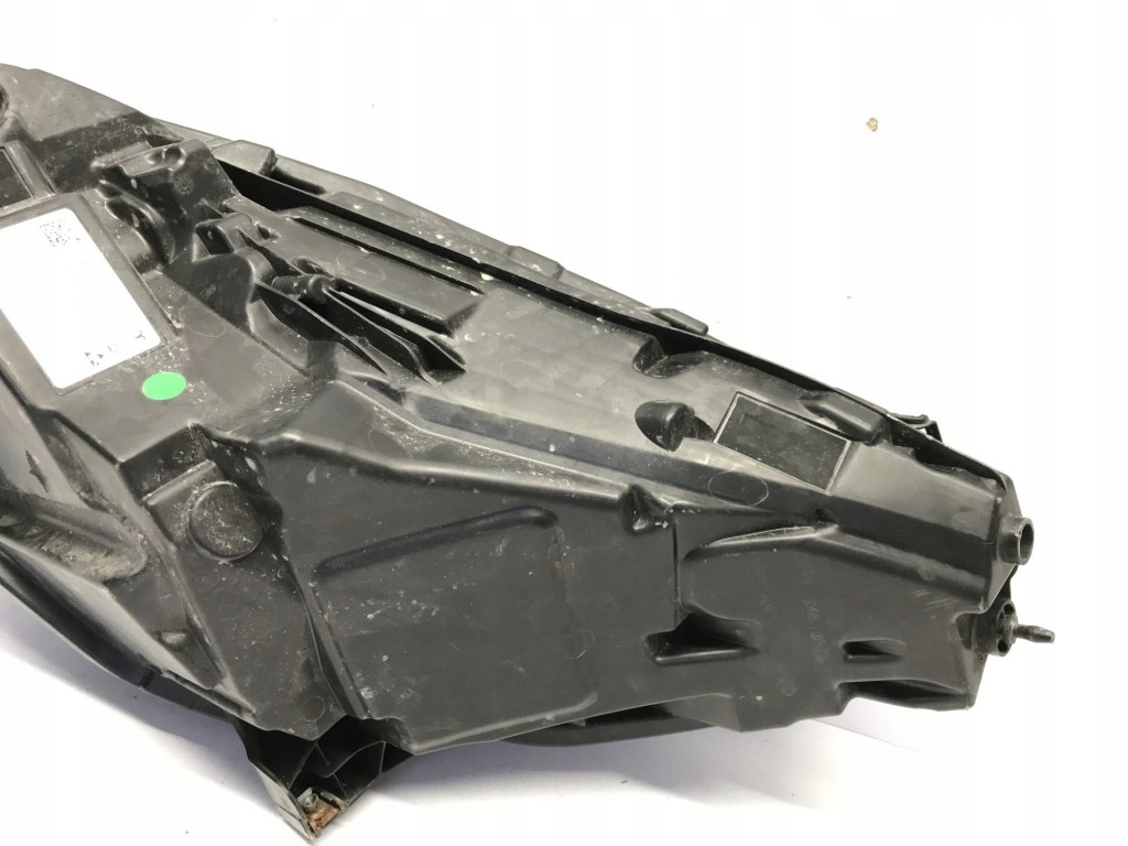 Tesla model y 2021 перед сторона права лампа передня 151495300d Оригінал