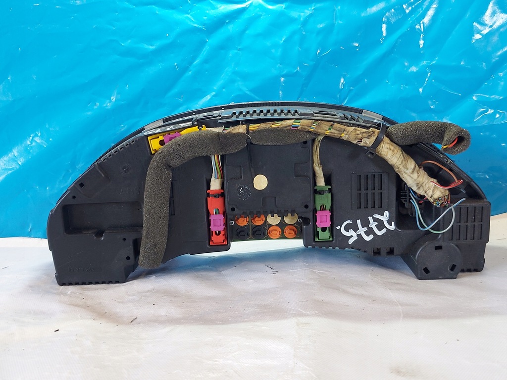 фото №8, Счетчик приборная панель a8 d2 2.5 tdi 4d0919033g