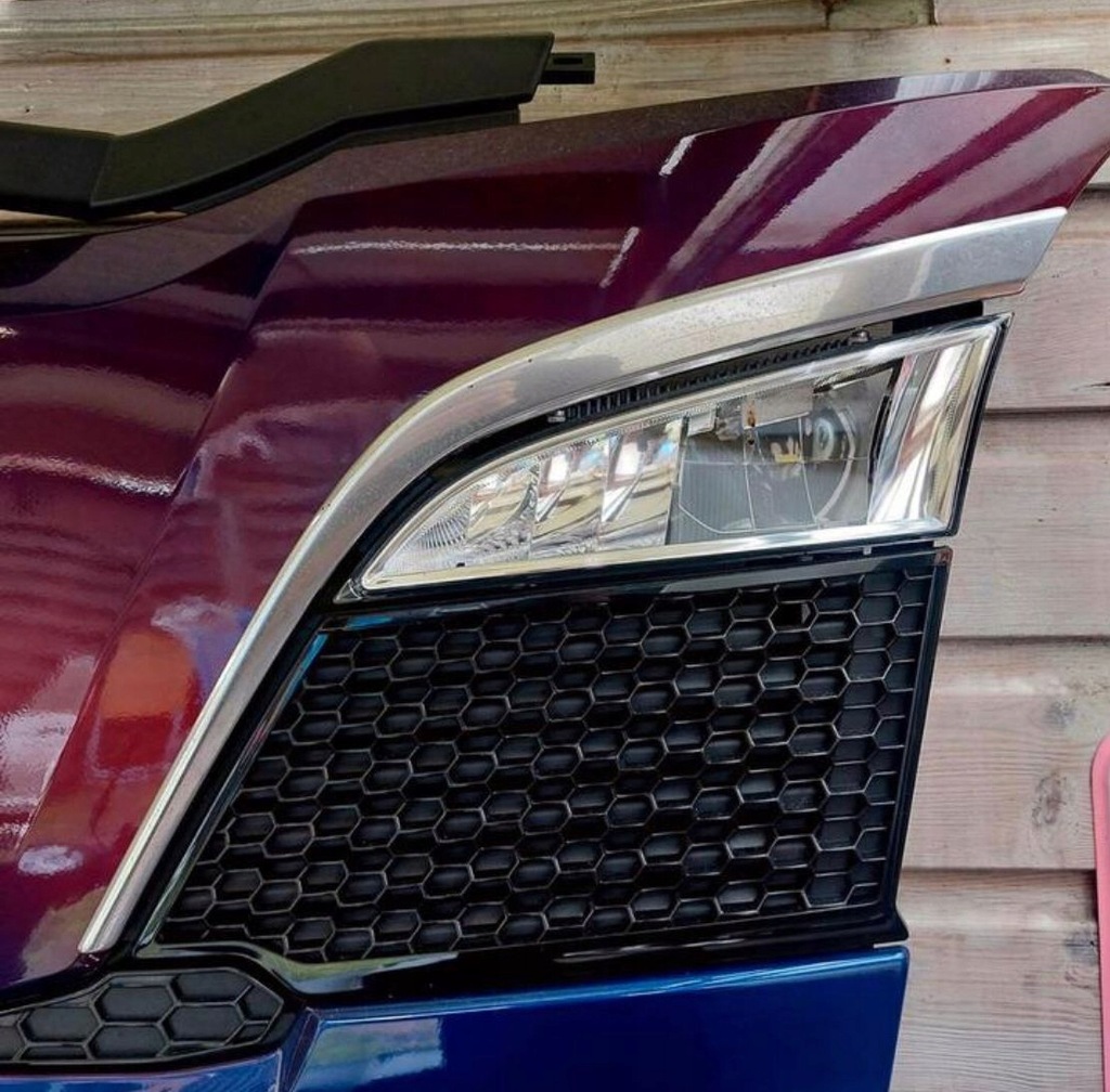 фото №3, Решітка радіатора scania r500 частина верхній