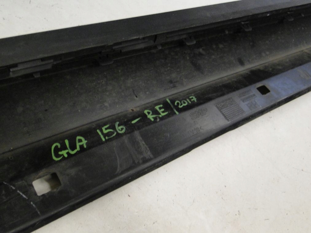 Mercedes gla x156 молдинг поріг права поріг Недорого