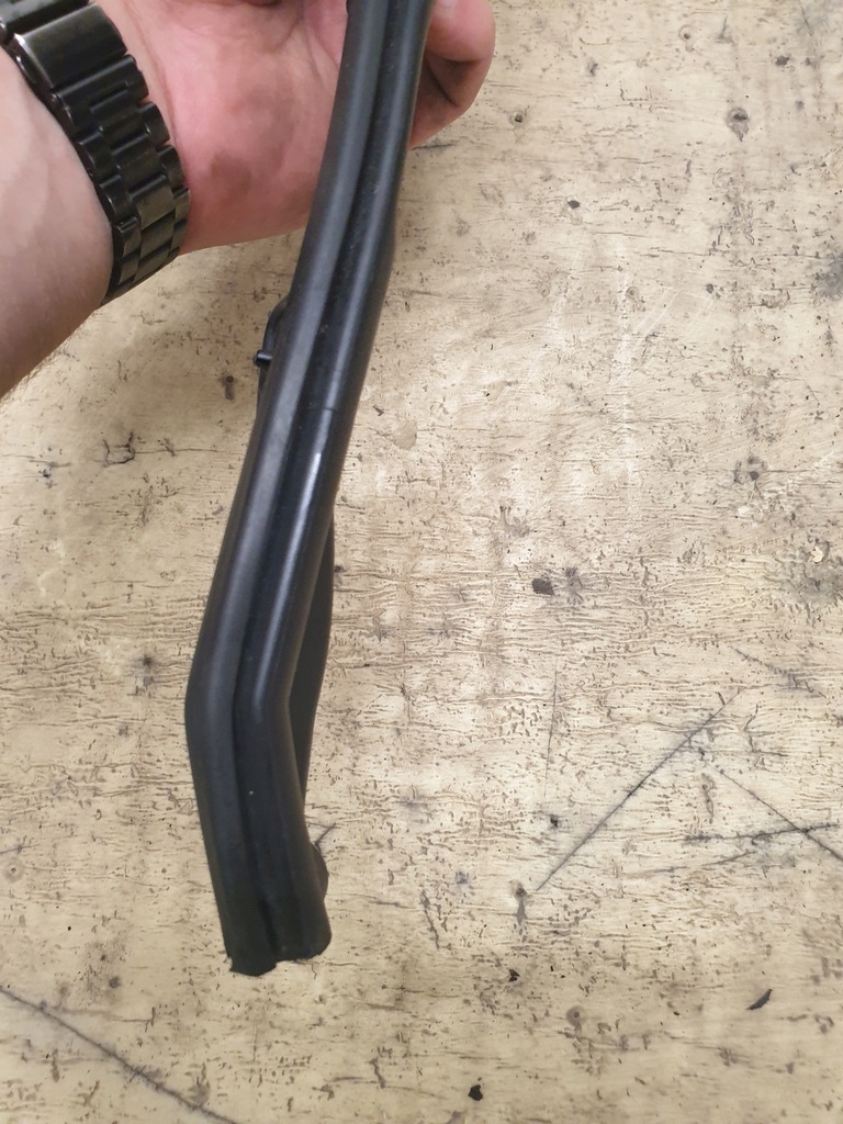 фото №10, Mini f54 clubman оригинальный номер 7344154 прокладка стойка