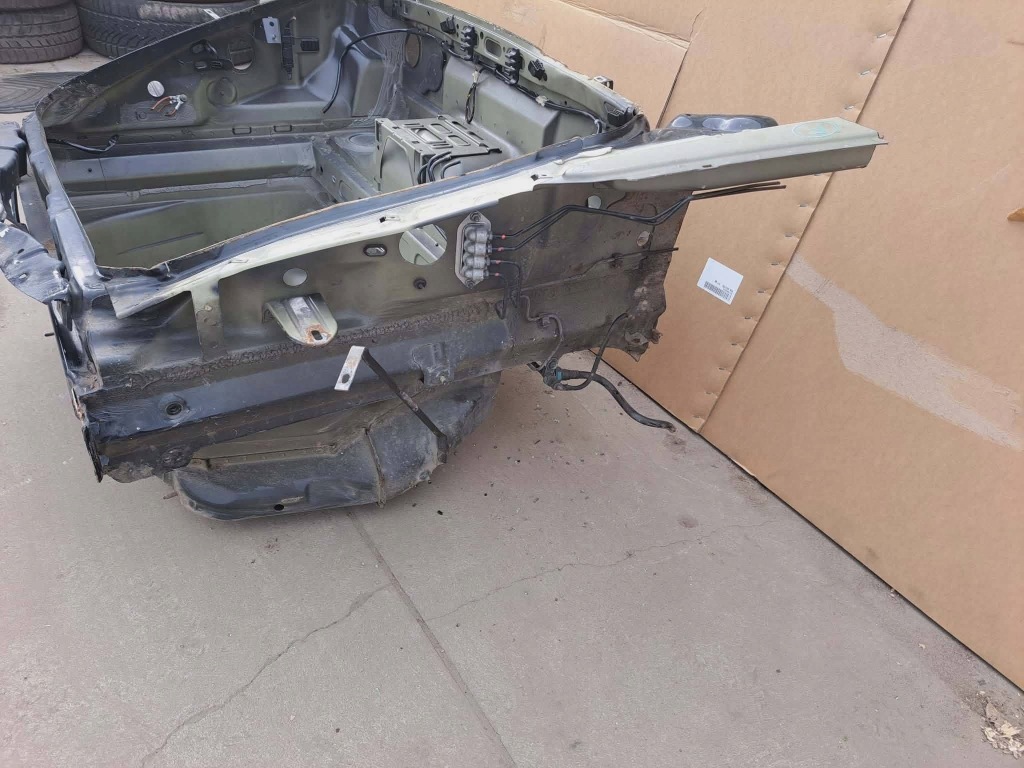 Піддон ремінь передній чверть лонжерон перед porsche boxster cayman 987 в Україні