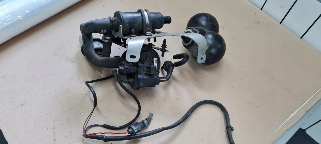 фото №1, A8 d3 насос топлива диагностическая 4e0906271