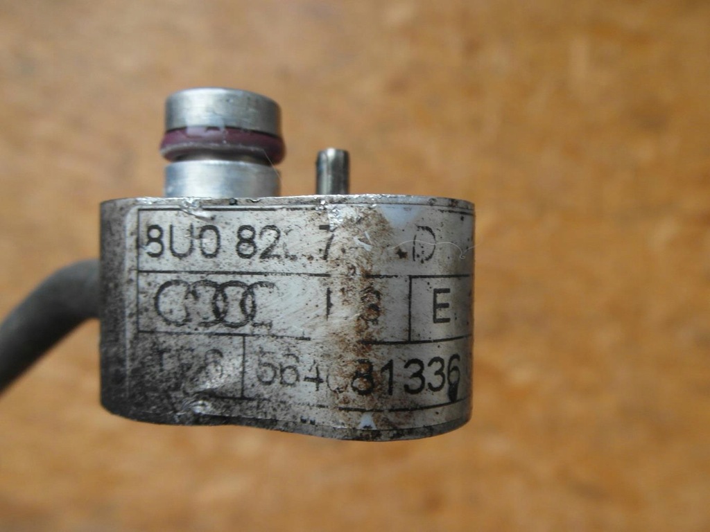 фото №11, Audi q3 8u 11-18 шланг трубка кондиционера датчик 8u0820741d k0959126