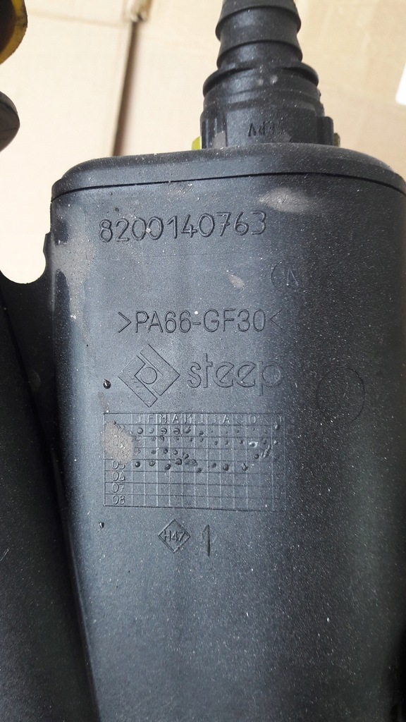 фото №3, Вентиляция картера щуп масла megane 2 1.9 dci