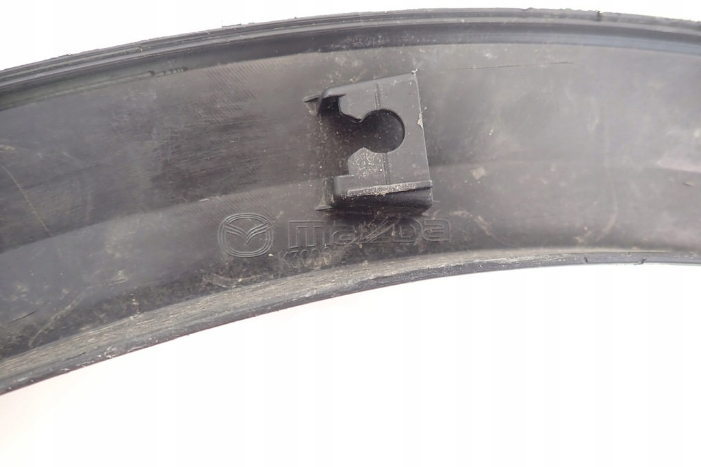 фото №8, Mazda cx5 ii молдинг крыло правый перед 17-
