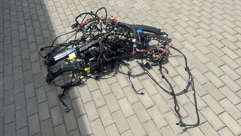 фото №1, Jeep grand cherokee wl long 21- електропроводка джгут салону салонна