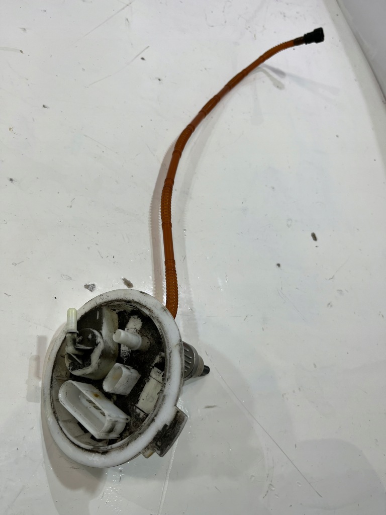 фото №1, Насос топлива porsche cayenne ii 7p5 7p0919679a