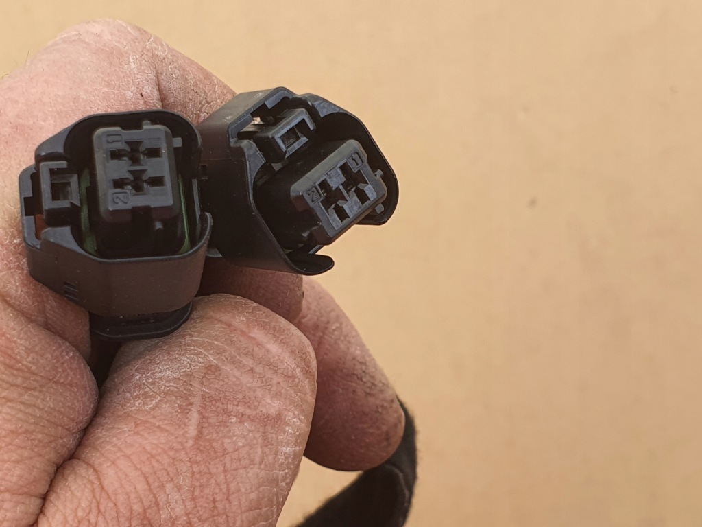 фото №10, Peugeot 3008 i петля крышки задняя левый правый