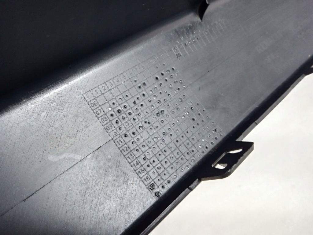 фото №11, Renault kangoo молдинг накладка бампера задня