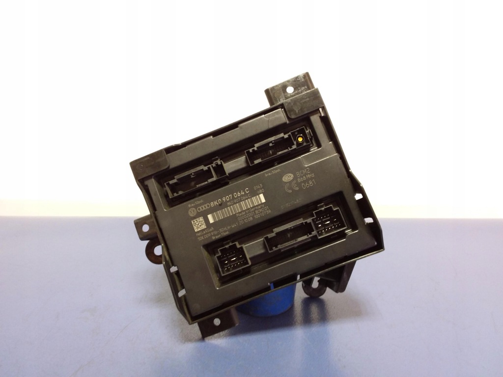 фото №1, Audi a5 8t модуль комфорта 8k0907064c